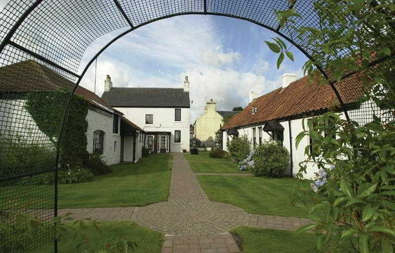 هتل The Inn At Lathones