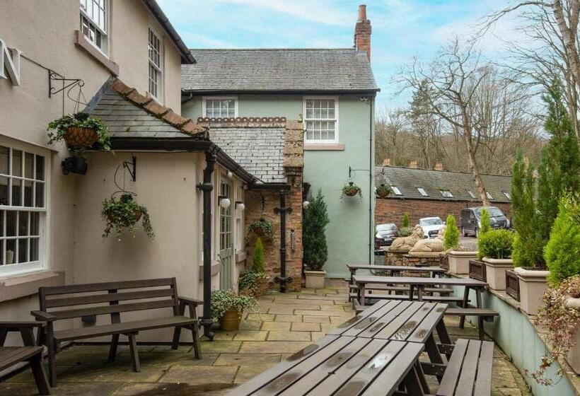 هتل The Kingslodge Inn   The Inn Collection Group