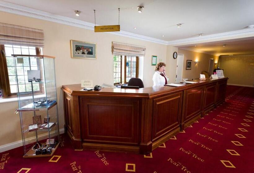 בית מלון כפרי The Pear Tree Inn & Country