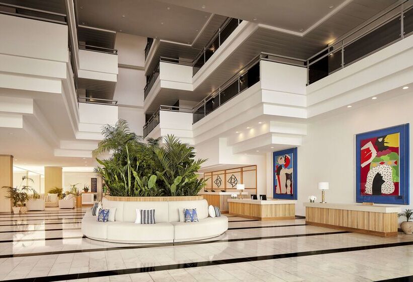 هتل Tivoli Marina Vilamoura