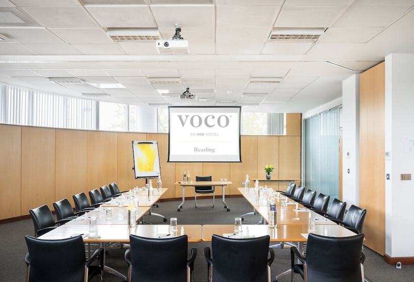 בית מלון כפרי Voco Reading