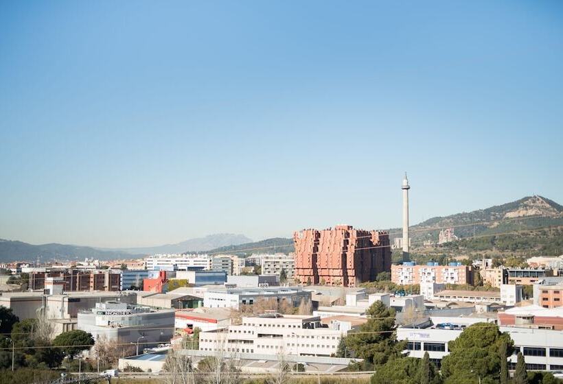 هتل Ibis Styles Barcelona Sant Joan Despi