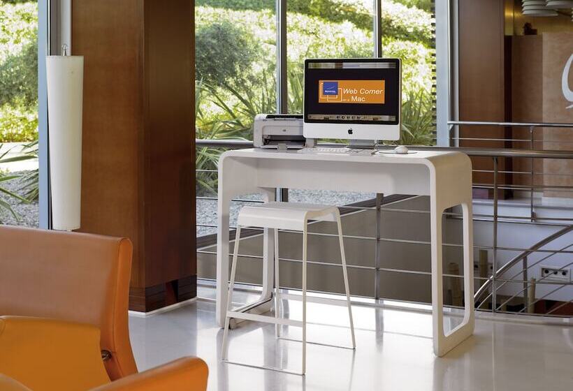 هتل Ibis Styles Barcelona Sant Joan Despi