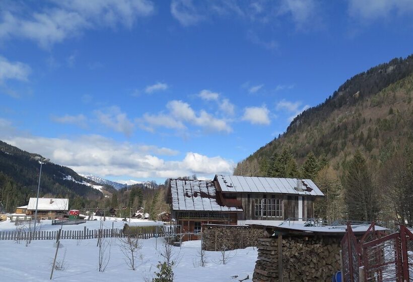هتل Riversong Centre Thermal