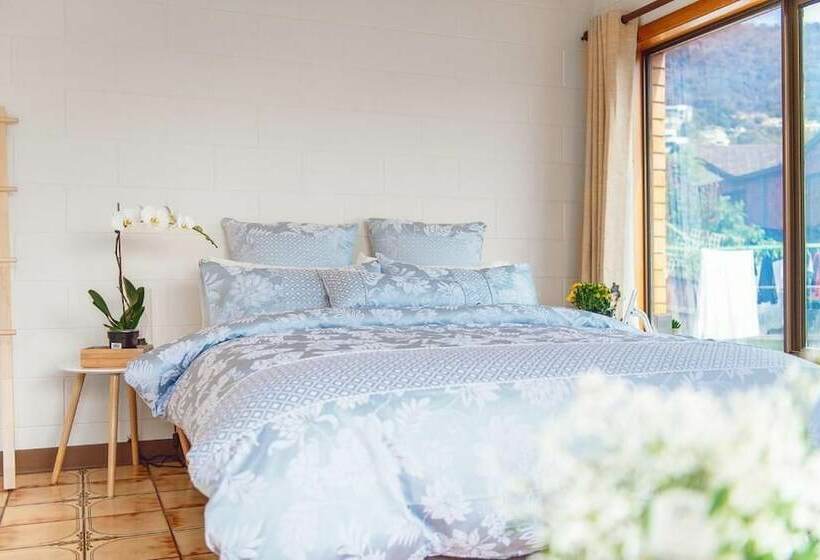 پانسیون Vintage Cuddle Guest House