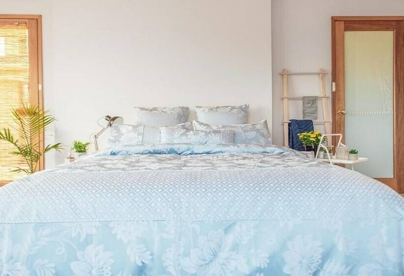 پانسیون Vintage Cuddle Guest House