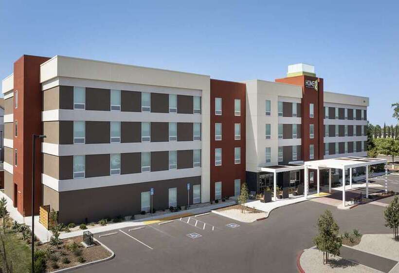 هتل Home2 Suites By Hilton Clovis Fresno Airport