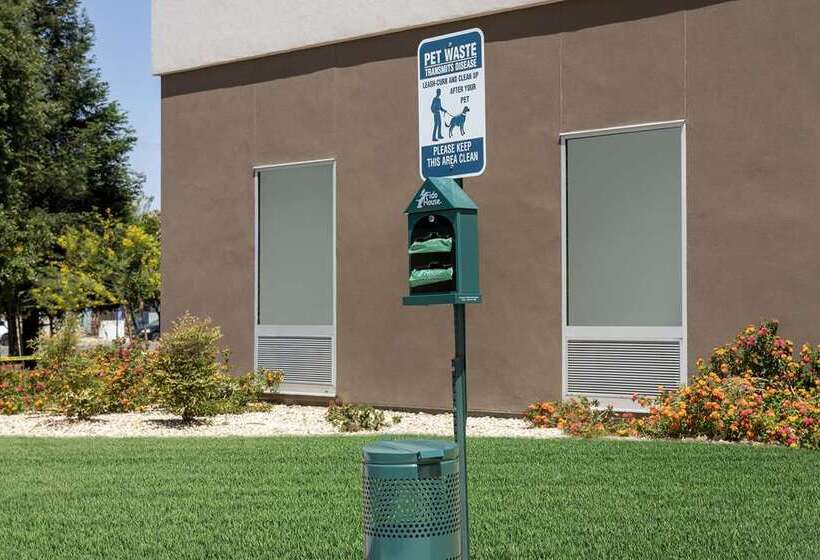 هتل Home2 Suites By Hilton Clovis Fresno Airport