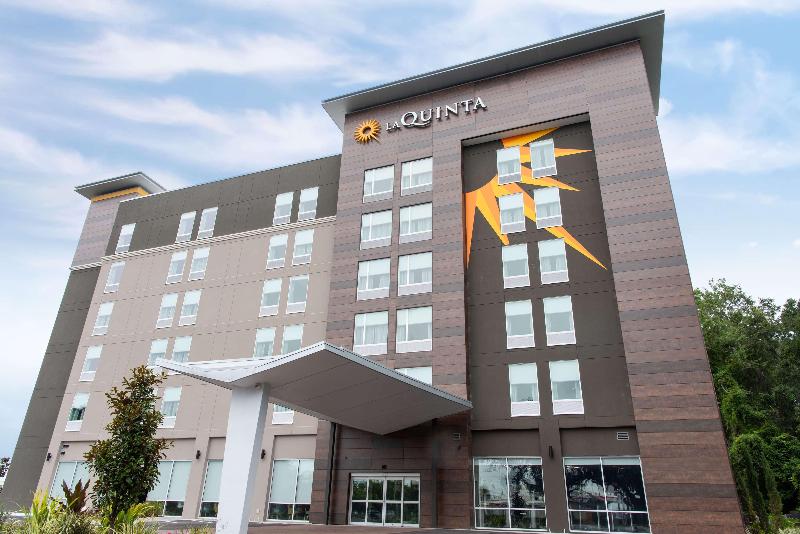 هتل La Quinta Inn & Suites By Wyndham Lake City
