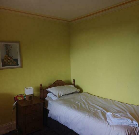 پانسیون Granville Guest House