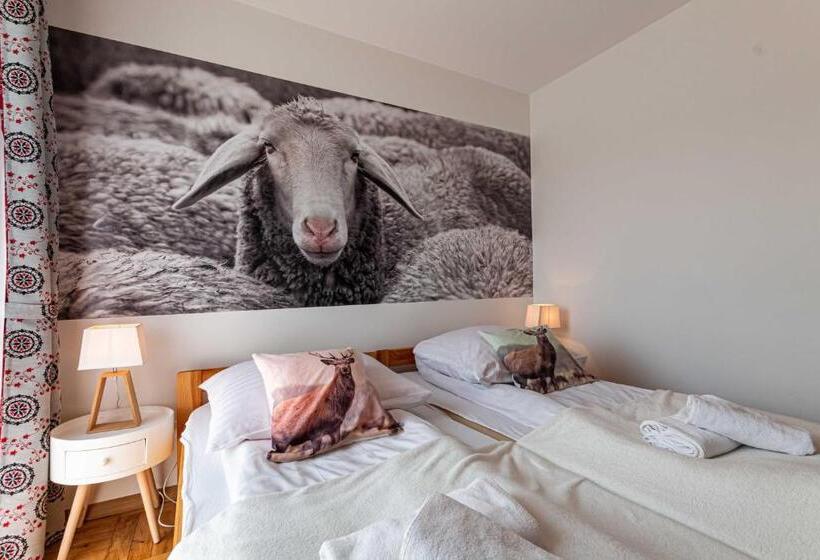 تختخواب و صبحانه Gronik