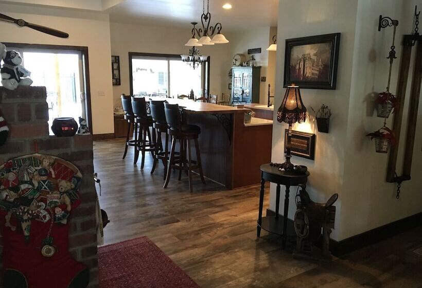 مبيت وإفطار The Inn At Sand Canyon