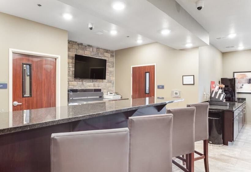 Cobblestone Hotel & Suites   Cozad