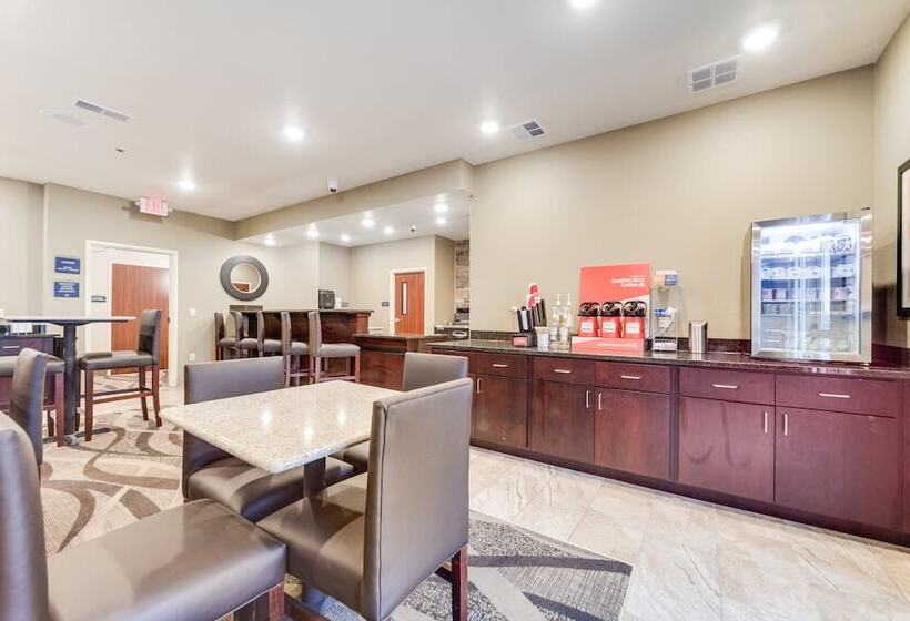 Cobblestone Hotel & Suites   Cozad