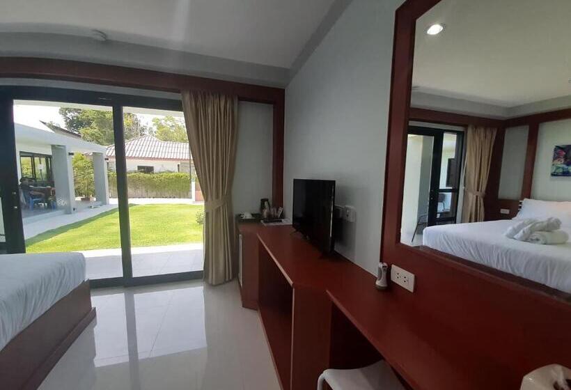 هتل Cc Beach Resort