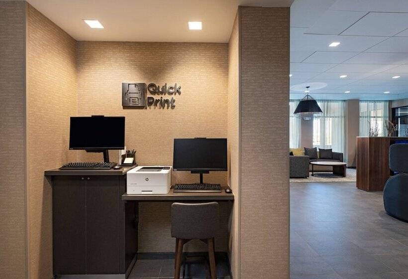 ホテル Courtyard Dallas Grand Prairie