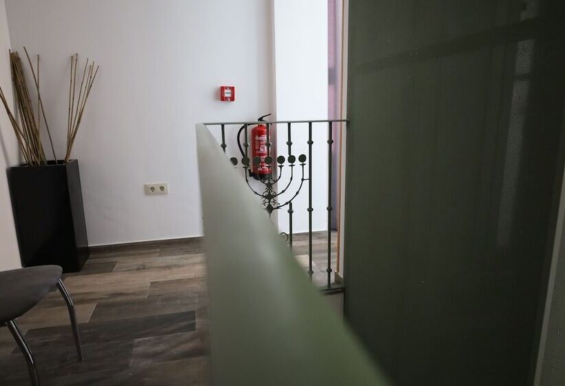 בית מלון כפרי Hospedium Dlj Hostal Temático Desde La Judería
