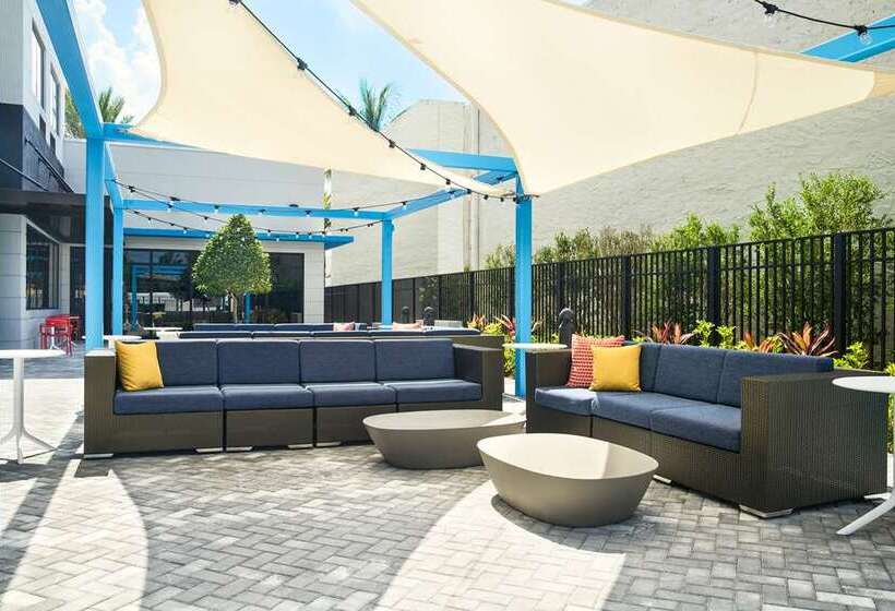 هتل Tru By Hilton Ft. Lauderdale Airport