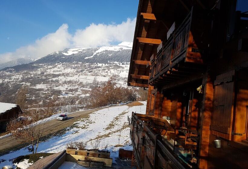 بنسيون Chalet Le Paradou
