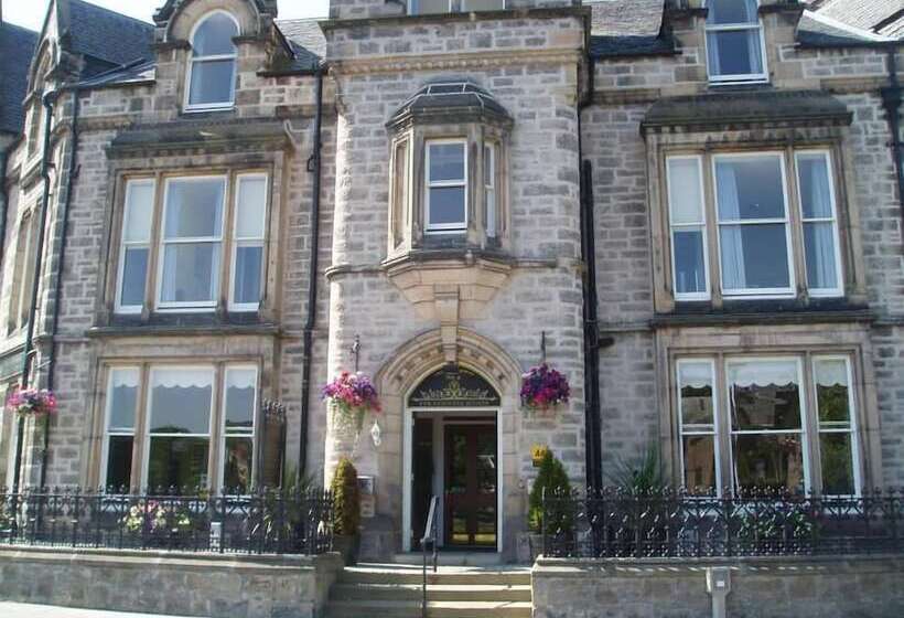 膳宿费 Strathness House
