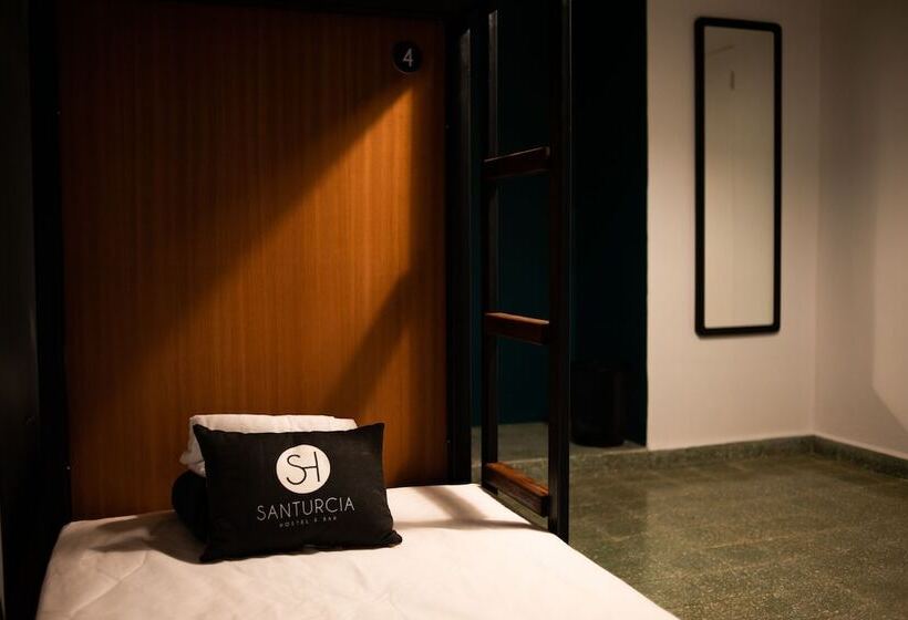 Santurcia Hostel   Adults Only