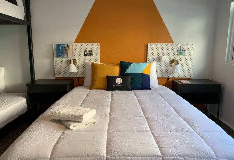 Santurcia Hostel   Adults Only