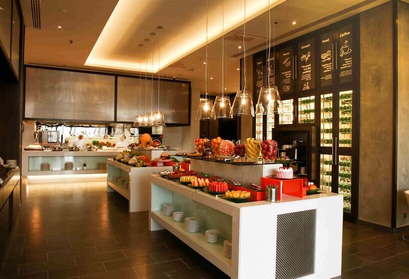 هتل Centro Corniche Al Khobar By Rotana