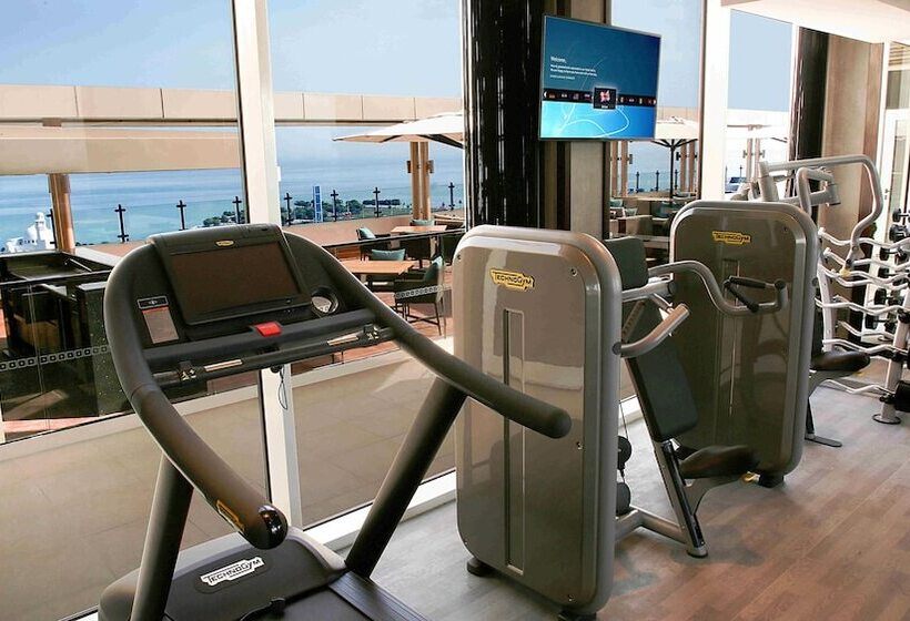 هتل Centro Corniche Al Khobar By Rotana