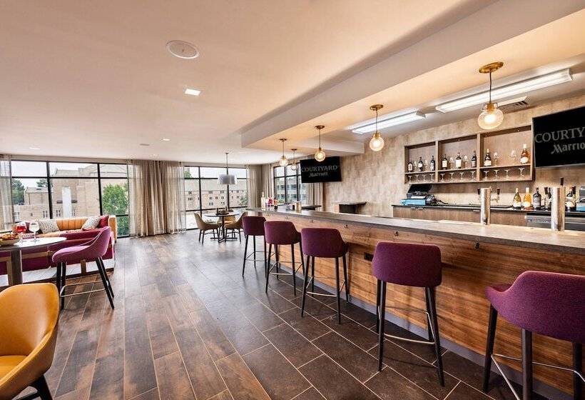 فندق Courtyard Winston Salem Downtown