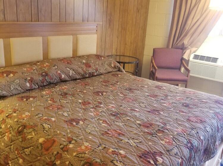 Отель First Interstate Inn