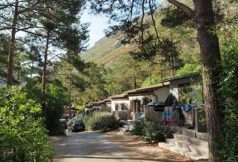 هتل Huttopia Gorges Du Verdon