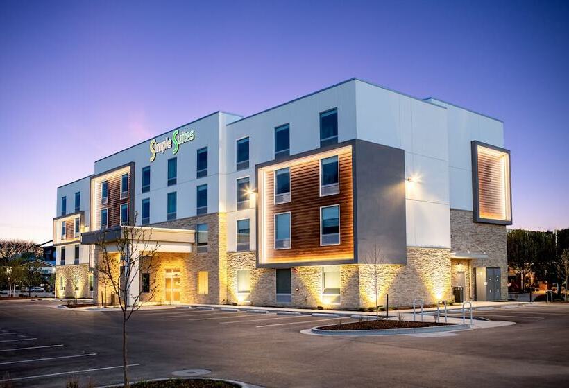 בית מלון כפרי Simple Suites Boise Airport
