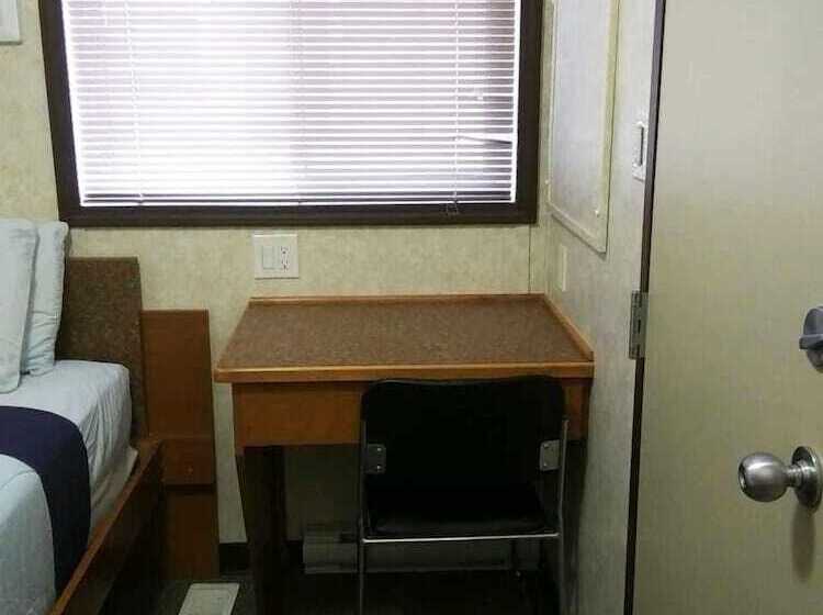 فندق Target Hospitality   Jal Lodge