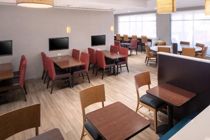 هتل Towneplace Suites Midland South/i 20
