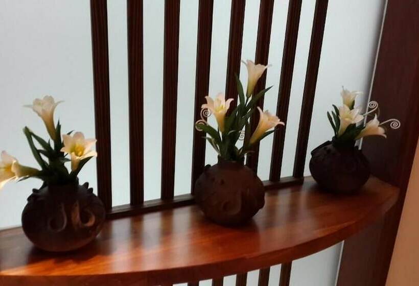 پانسیون Lrayuwan B&b