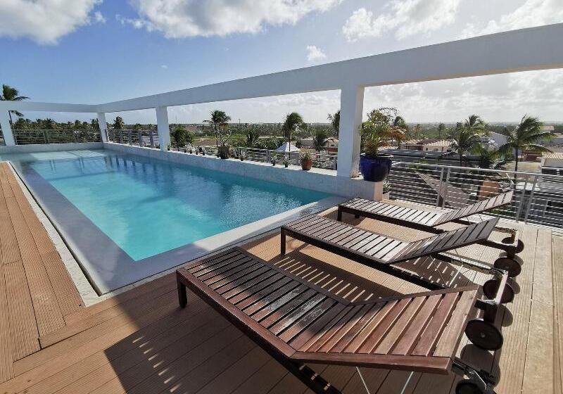 Sol Caribe Suites Deluxe Beach Club And Pool