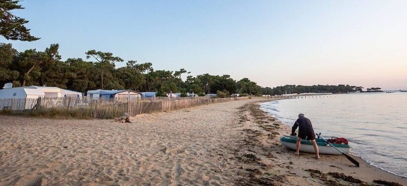 هتل Huttopia Noirmoutier