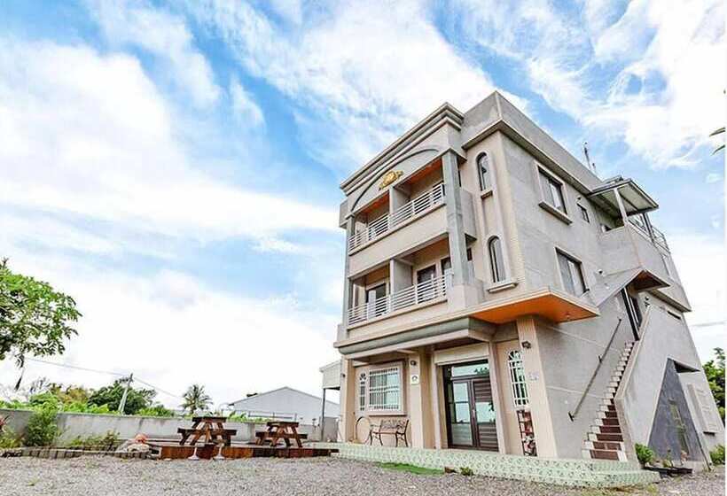 پانسیون Moonlight