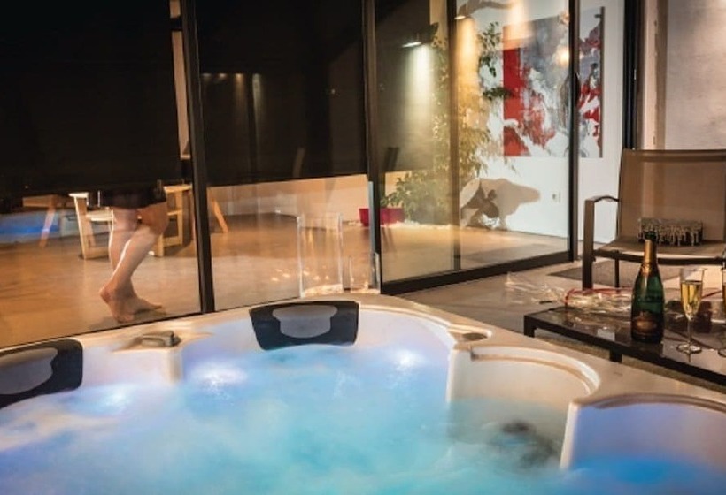 پانسیون Suites D Hôtes Prestige Mas De L étoile