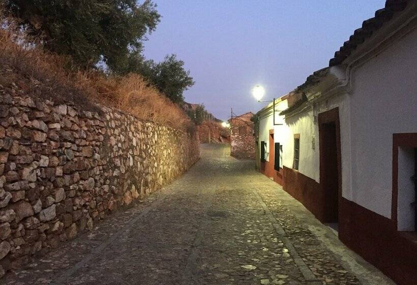 پانسیون Alojamiento Castillo De Hornachos