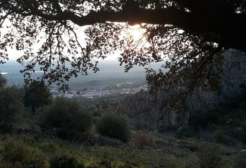 پانسیون Alojamiento Castillo De Hornachos