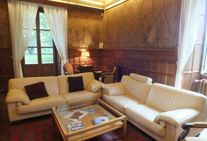 بنسيون Chateau Du Donjon