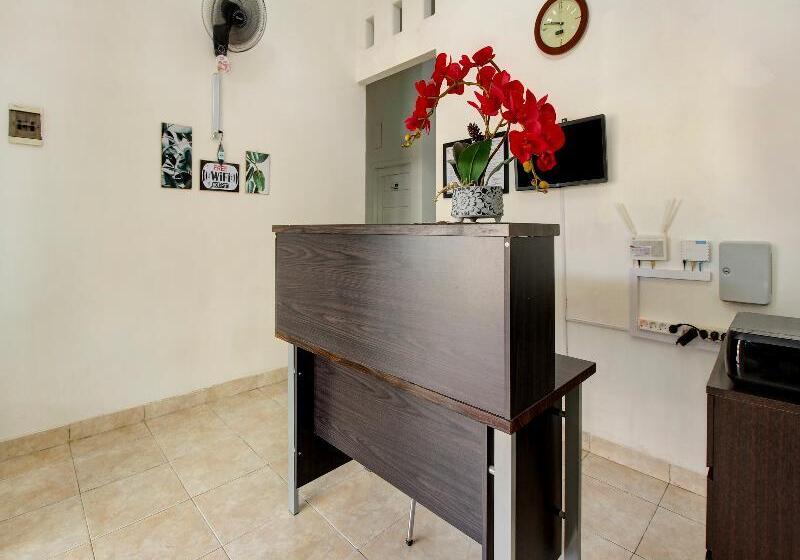 Hotell Oyo 3415 Kost Wimane