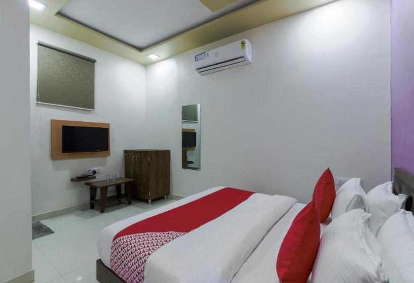 فندق Oyo 71357  Pushpraj