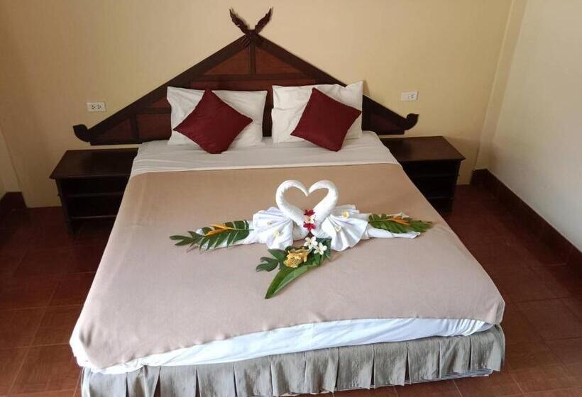 酒店 Ban Nam Mao Resort