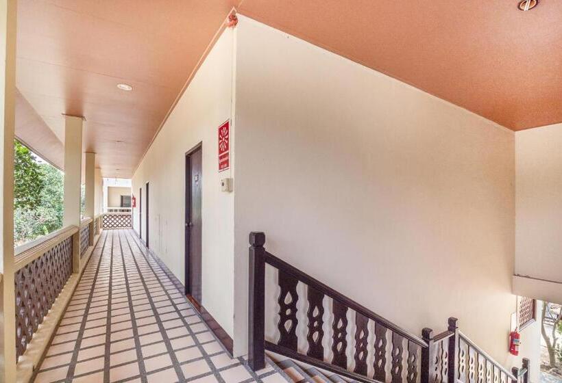 酒店 Ban Nam Mao Resort