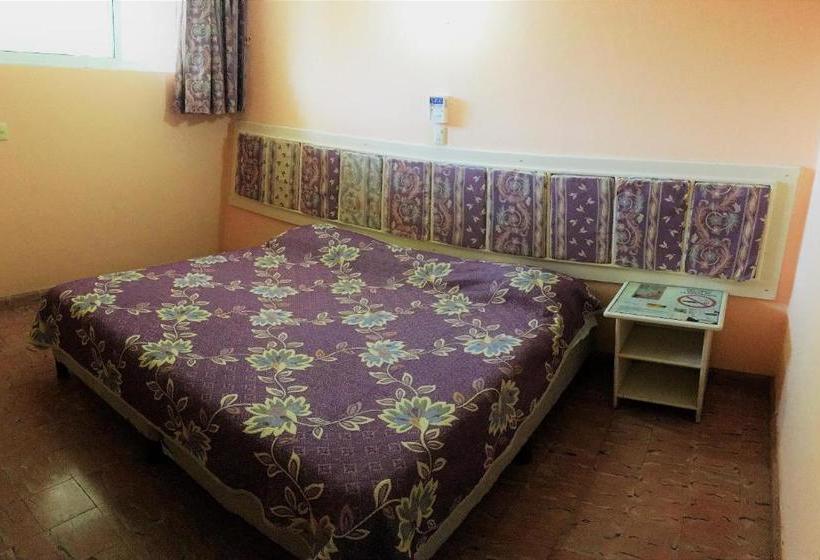 فندق Chan Santa Cruz