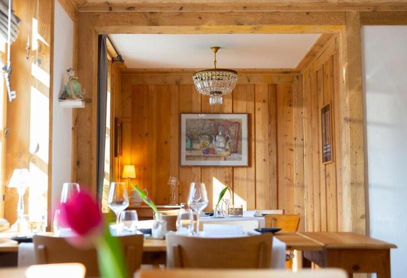 هتل Gasthof Zum Schlüssel