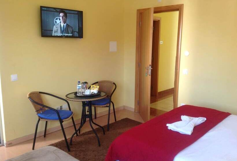 בית מלון כפרי Maputo Residence Inn