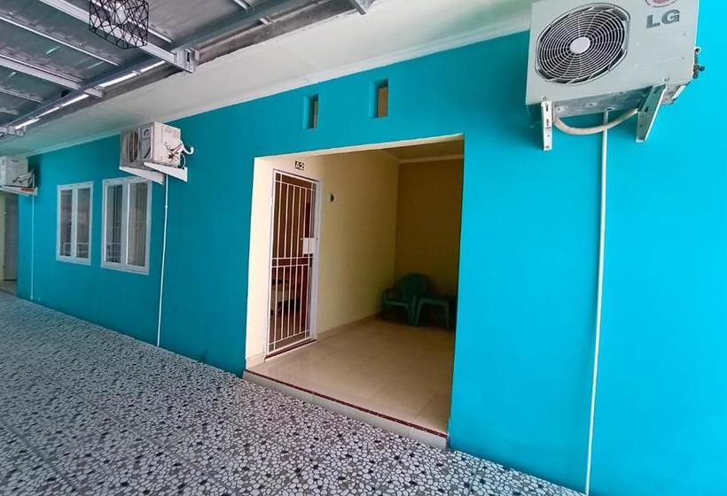 هتل Oyo 3348 Minimalis Homestay